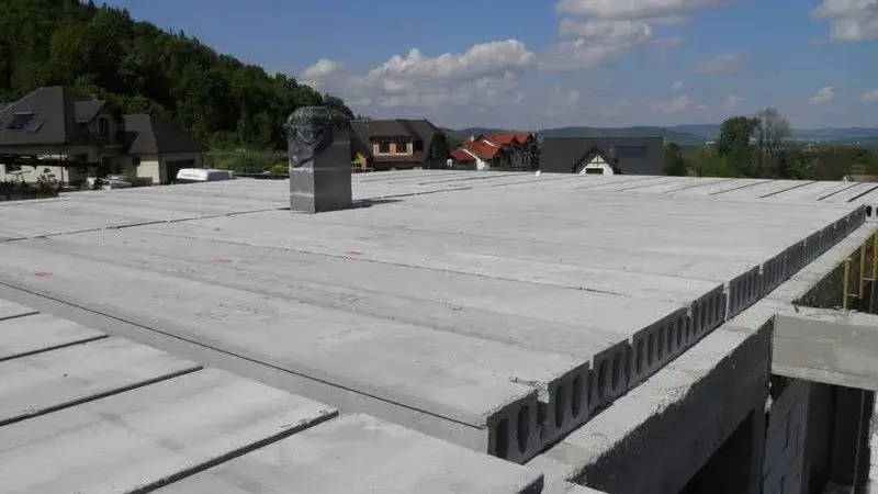Strop Panelowy SMART: Opinie, Zalety i Wady - Co Musisz Wiedzieć