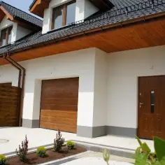 Jaki dach do okien złoty dąb? 5 idealnych kombinacji kolorów