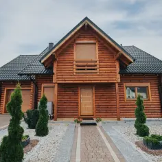 Ile kosztuje budowa domu drewnianego 100m2? Zaskakujące ceny i czynniki wpływające