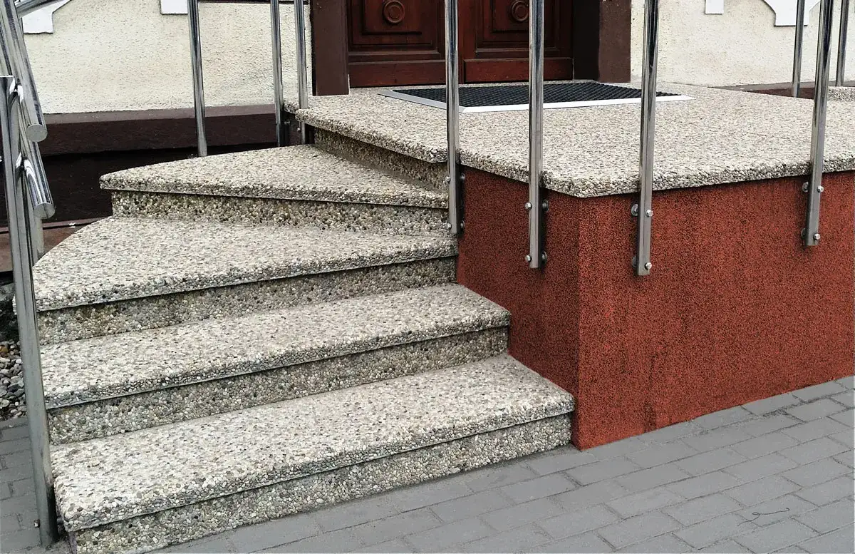 Zdjęcie Okładzina na schody - wybierz idealną dla swojego domu
