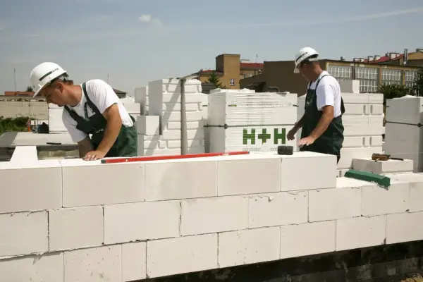 Pustak Fundamentowy: Wybór, Murowanie i Koszty Kompletny Przewodnik